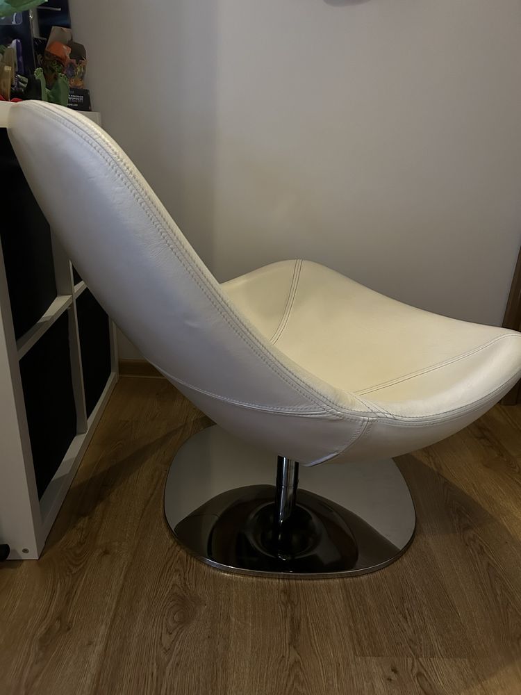 Fotel obrotowy Ikea Tirup skórzany