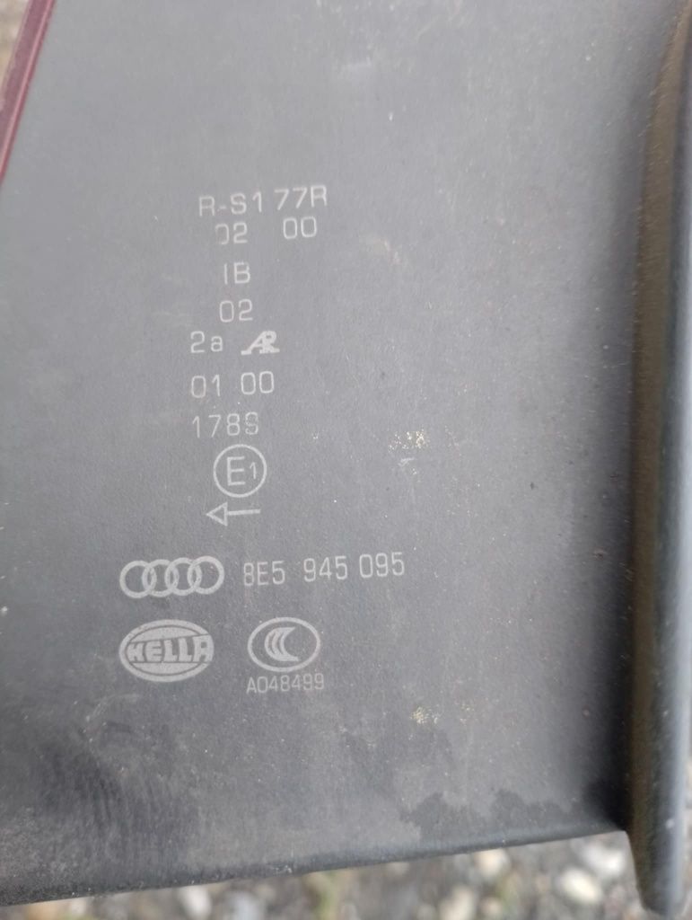 Koło dojazdowe audi a4 b7 lampy silniczki szyb