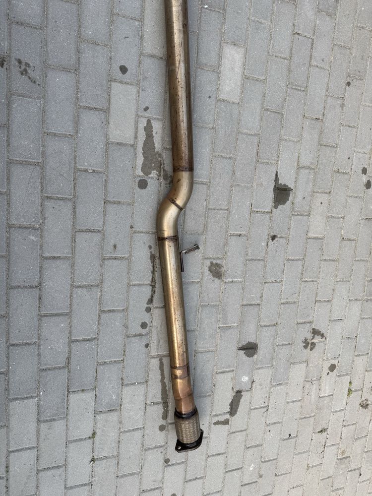 Wydech przelotowy z kwasowki forester 2.5 turbo wrx