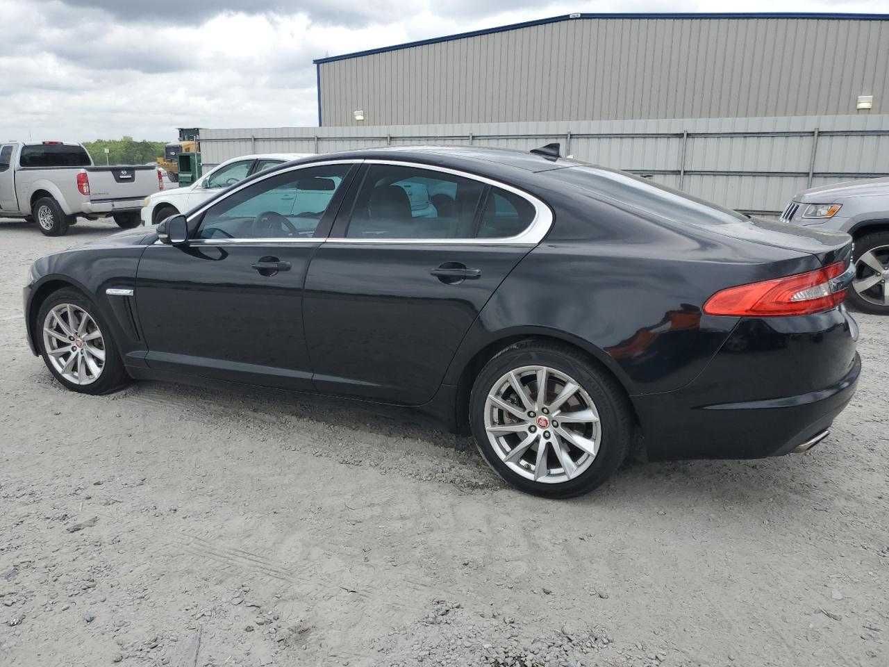 2014 Jaguar Xf BLACK