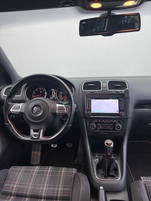 VOLKSWAGEN GOLF 6 GTI