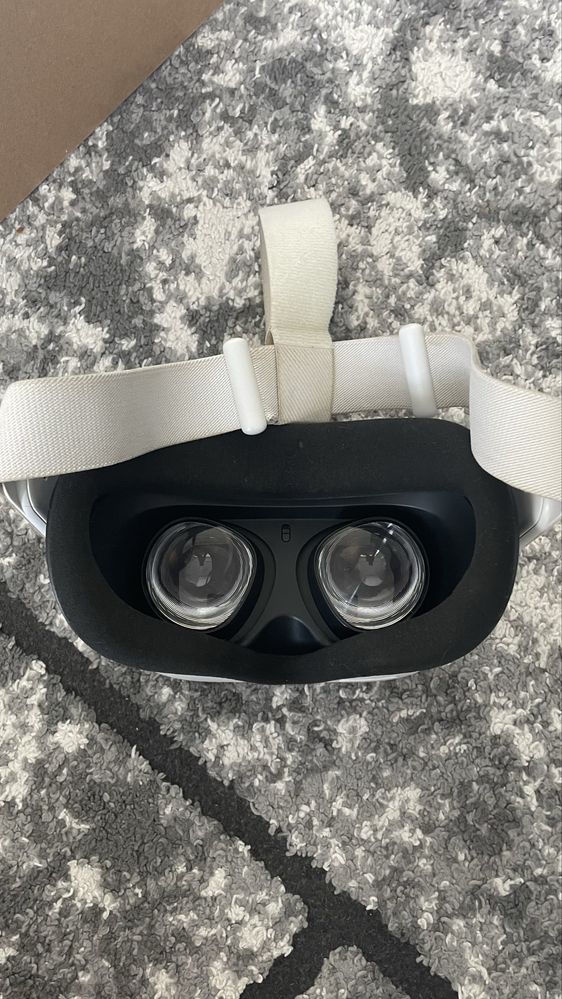 Oculus quest 2, + 2 pady quest pro