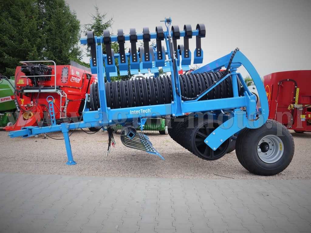 Wał posiewny Agro-Factory Grom 4,5 5,3 6,3m InterTech uprawowo łąkowy