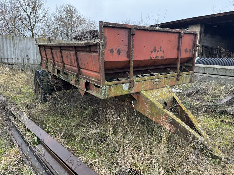 Прицеп тракторний