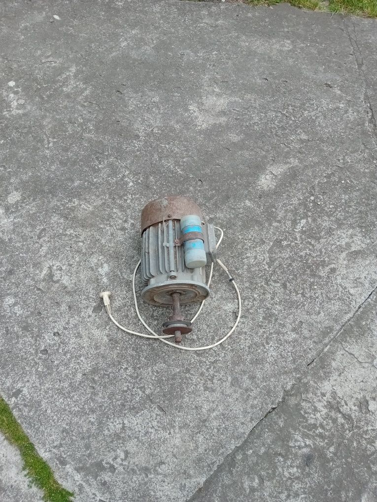 Sprzedam silnik na 230v