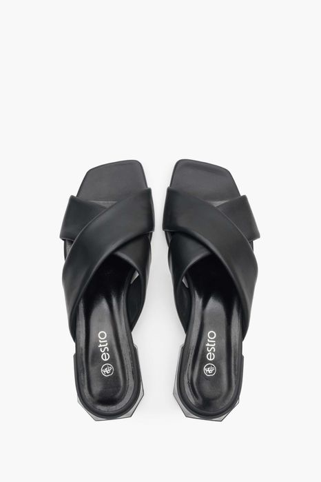 Czarne klapki damskie z paskami na krzyż ze skóry naturalnej Estro