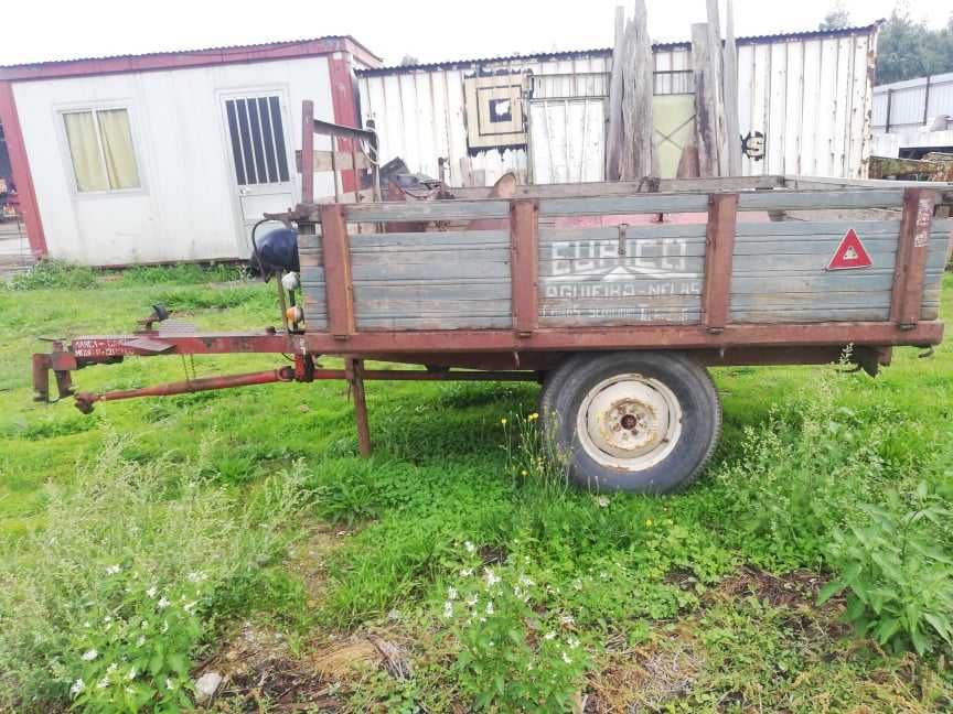 Reboque motocultivador agrícola de 1200Kg, marca Eurico com documentos