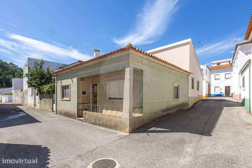 Moradia T4 para venda