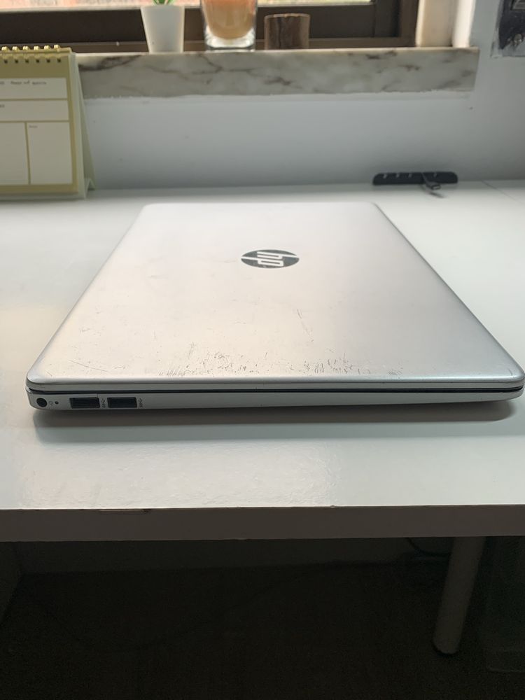 Portátil HP i7 10th gen