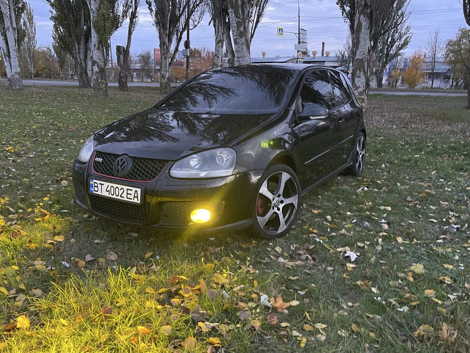 Volkswagen Golf GTI
