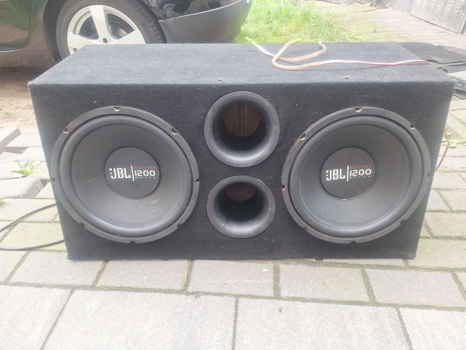 Subwoofer Jbl 2400 watt (bez wzmacniacza)
