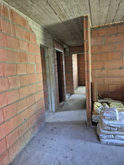 Dom pod brzozami- miejscowość Korabiewice, sprzedam w trakcie budowy.