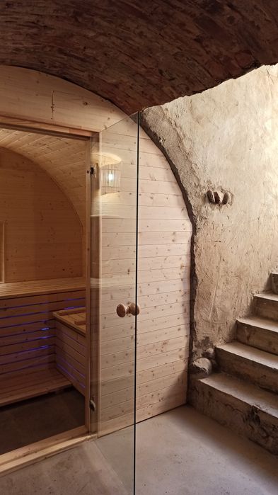 Domek dla 12 osób. Sauna, balia, jacuzzi. 90 km od W-wy i Lublina