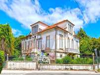 Casa senhorial do século XIX ( Zona Espaço Central II)