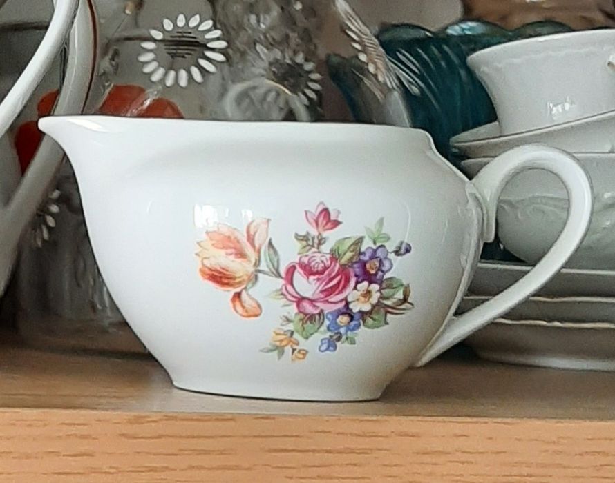 Фарфор молочник, сливочник, соусник