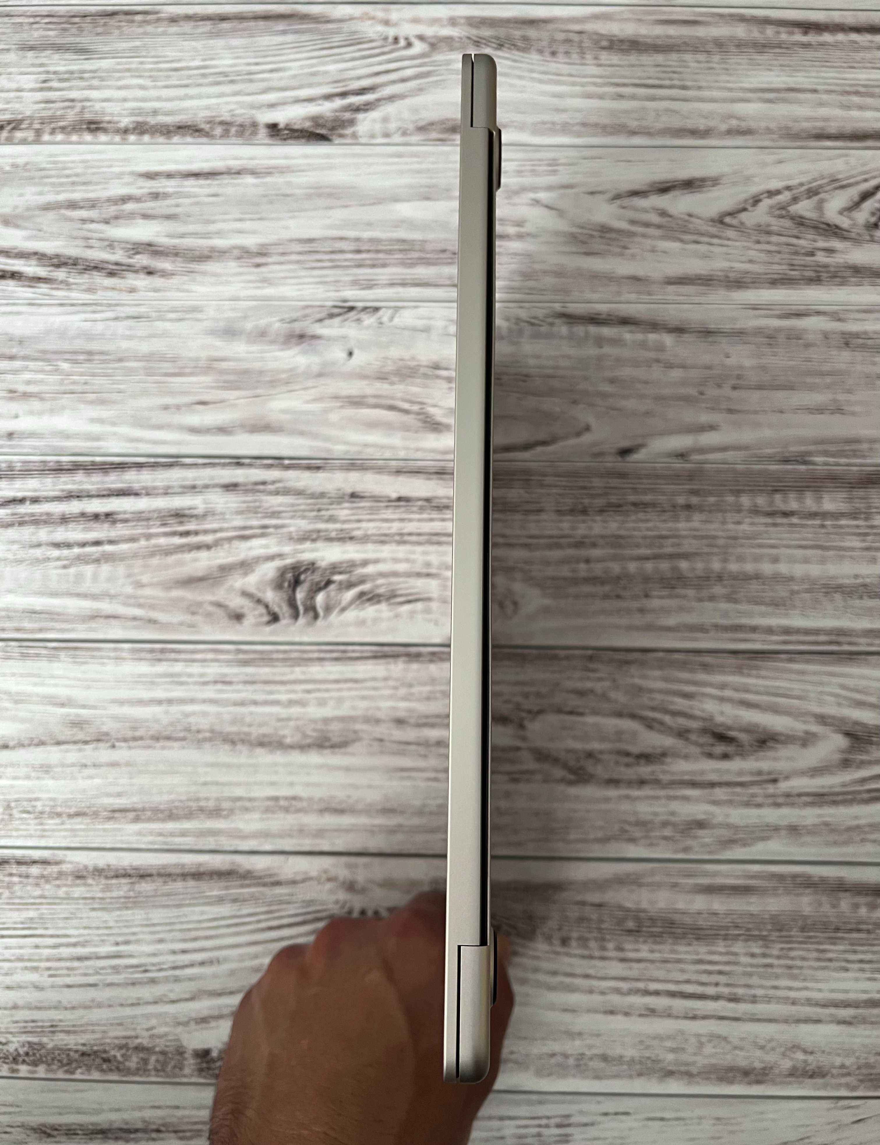 MacBook Air 13” M3 2024 16/256Gb Starlight Open Box