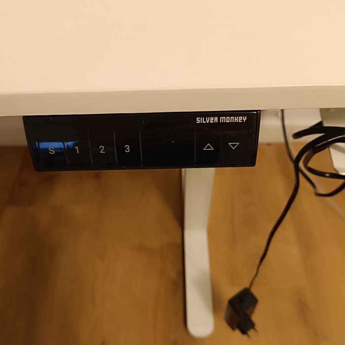 Biurko elektryczne Silver Monkey 140×60 – białe