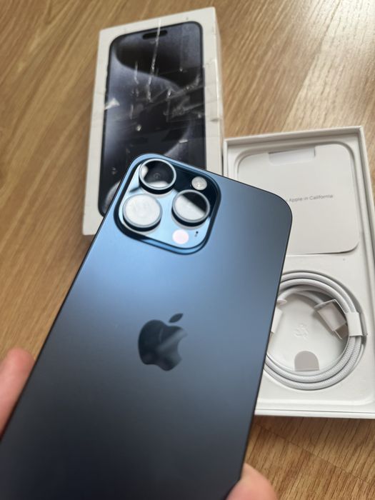 Iphone 15 Pro Max de 256gb ( Como Novo)