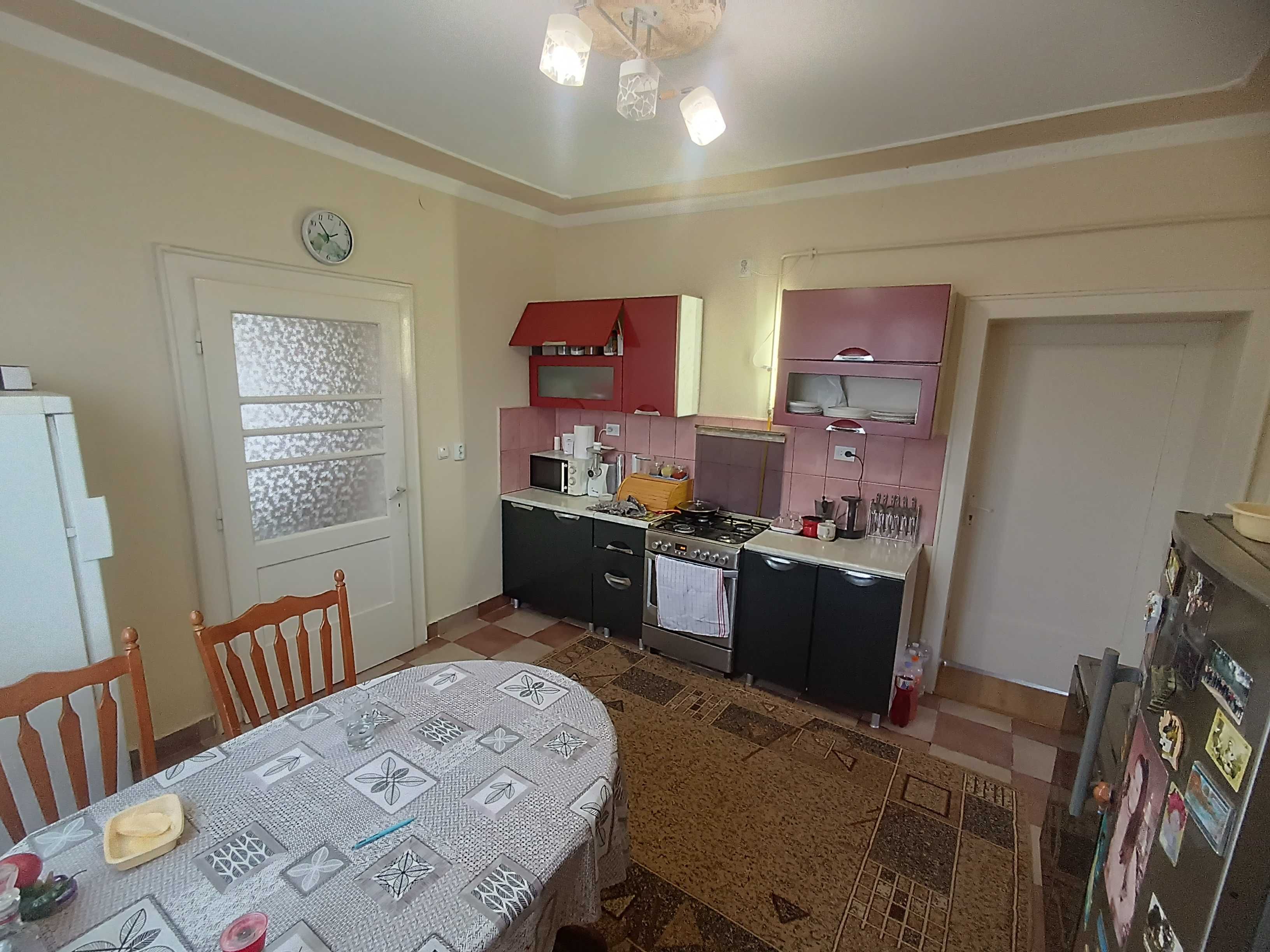 ПРОДАЖ 2х кімнатного БУДИНКУ 600 м від басейнів, один з КРАЩИХ РАЙОНІВ