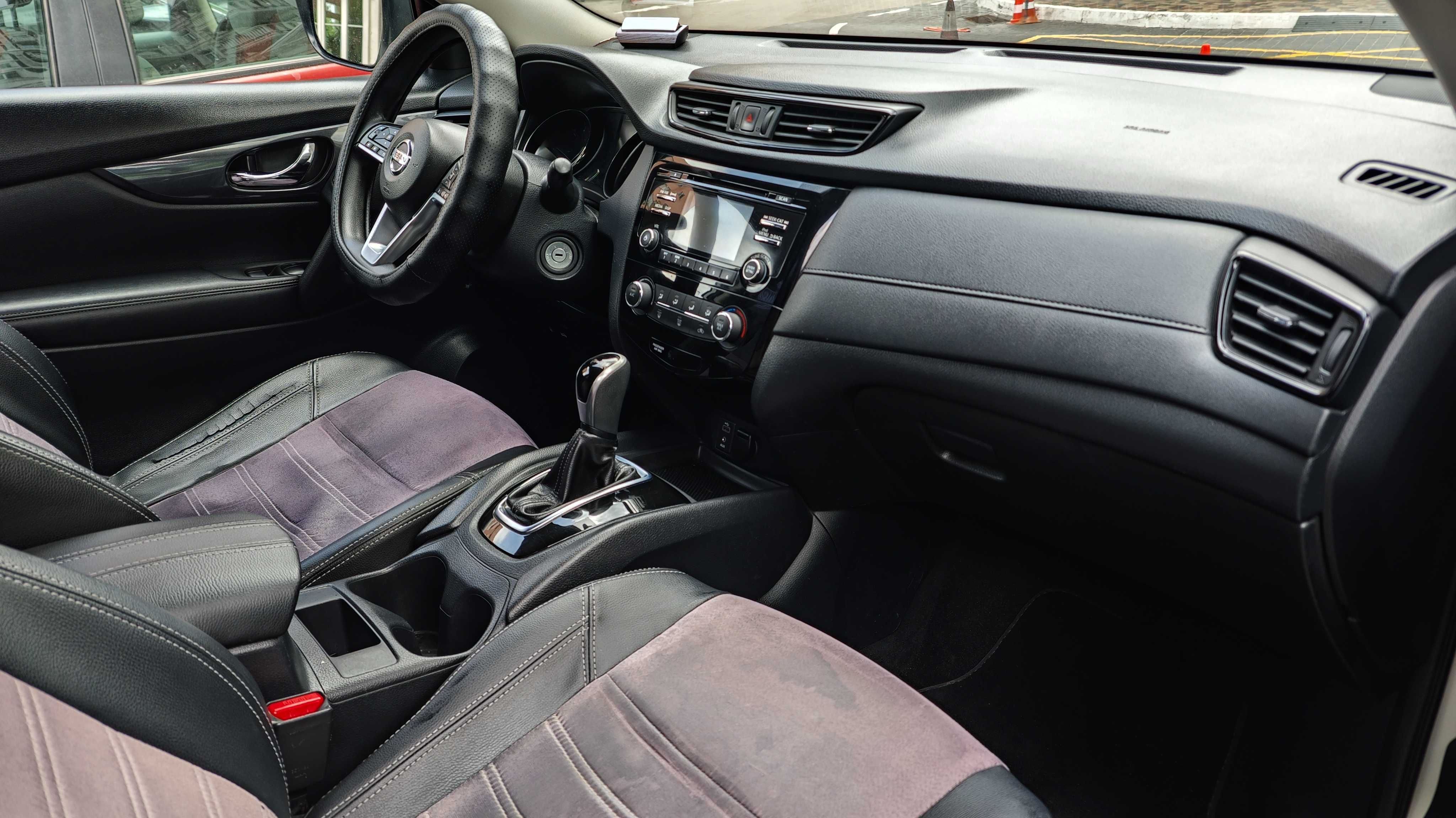 Продам Nissan Rogue S