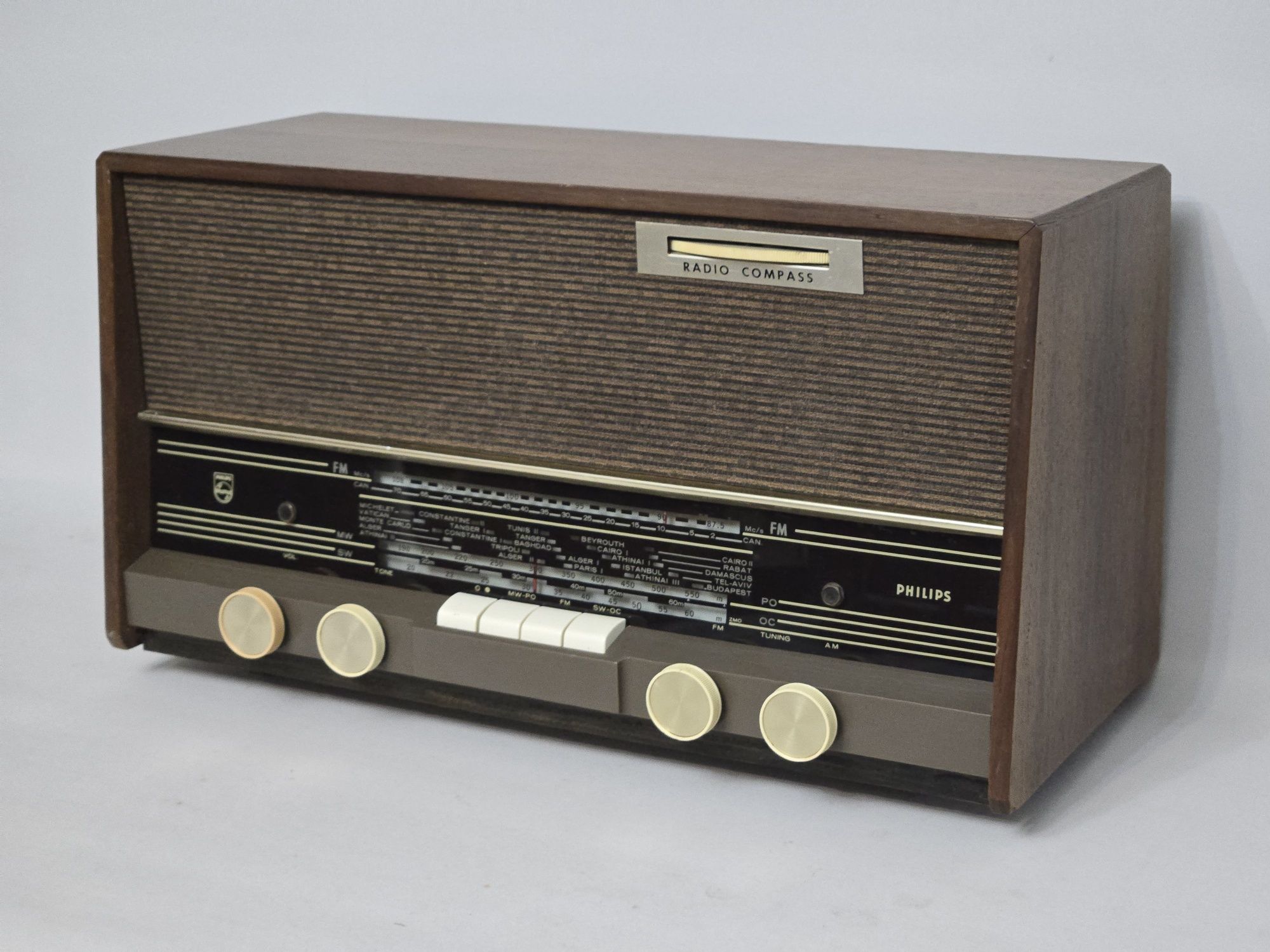 Rádio antigo reparado Philips