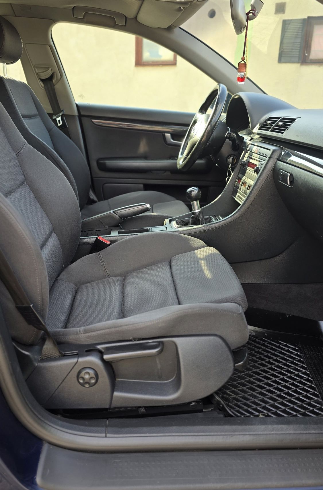 Audi A4 B6 2003r 1.9 TDI