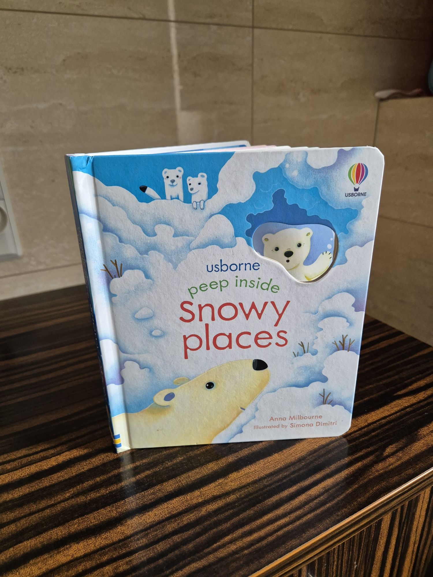 USBORNE Snowy places Peep inside