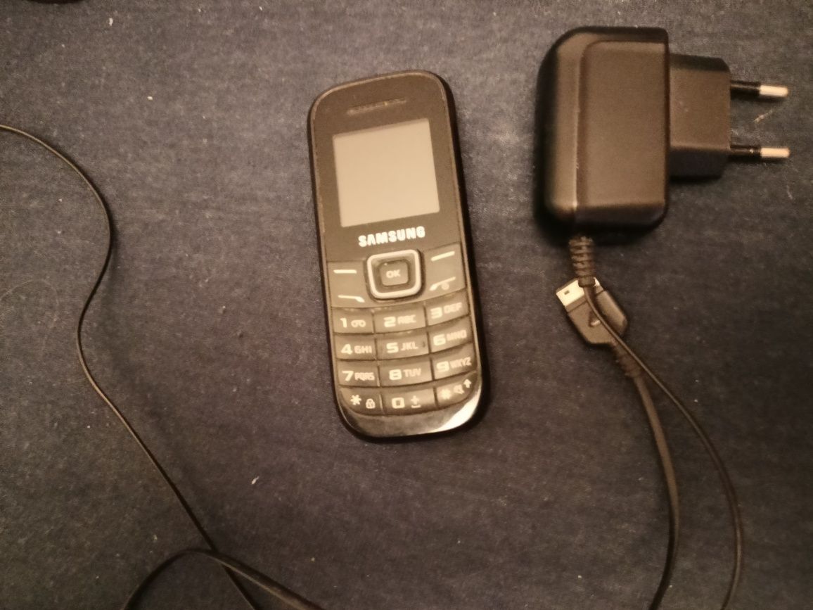 Telefon Maxcom MM 720