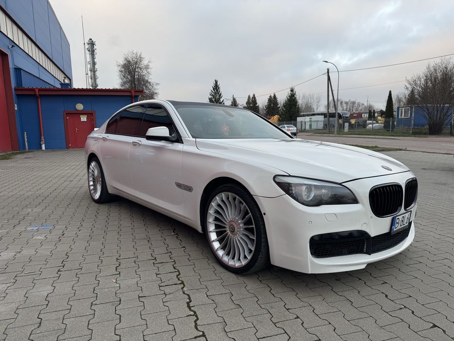 BMW 750 B7 vat23% . Cena brutto