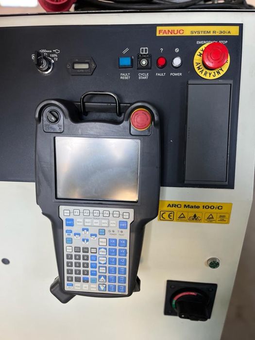 Robot spawalniczy Fanuc ARC Mate 100iC, Migatronic SIGMA 400