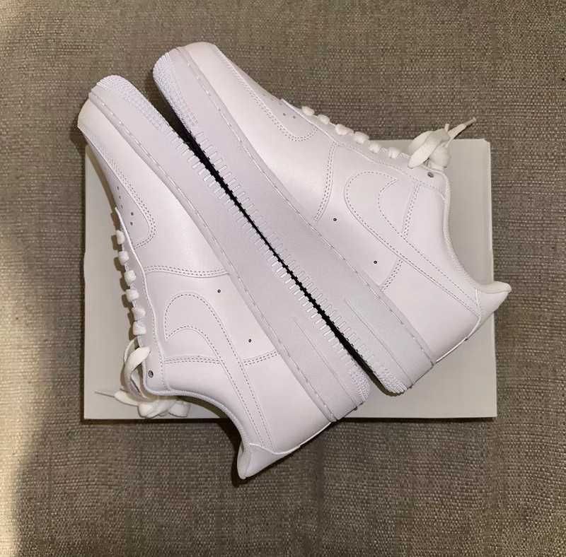 Zupełnie nowy Nike Air Force 1 Low '07 White Rozmiar 38.5