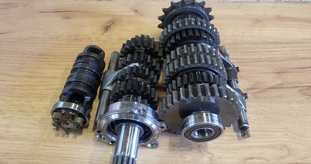 YAMAHA YZF R6 8-16 кпп в зборі