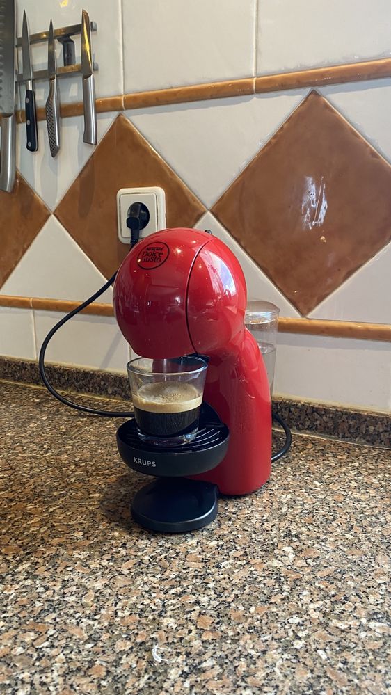 Maquina de café DOLCE GUSTO - PICCOLO XS