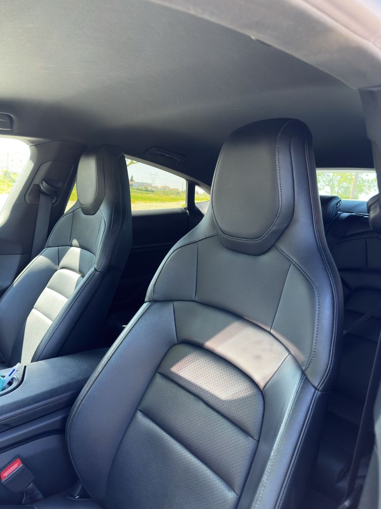 Porsche Taycan 4S