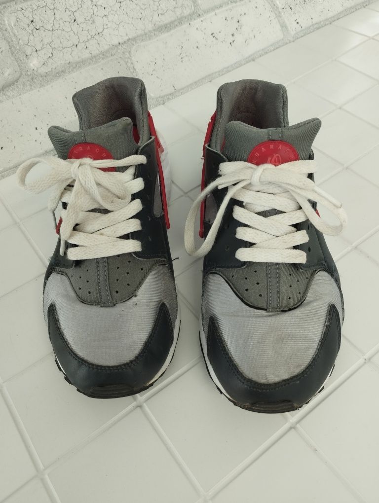 Sneakersy buty sportowe Nike Air Huarache r.39