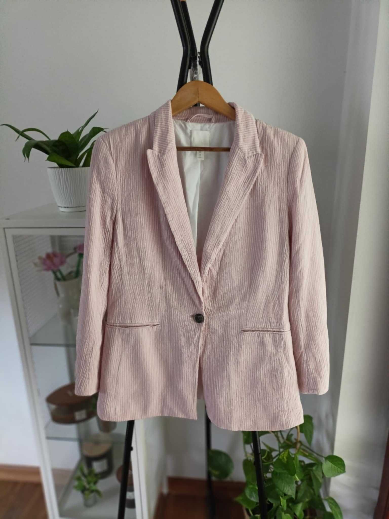 Wiosenna marynarka pudrowy róż w białe paski 40 L H&M na wiosnę