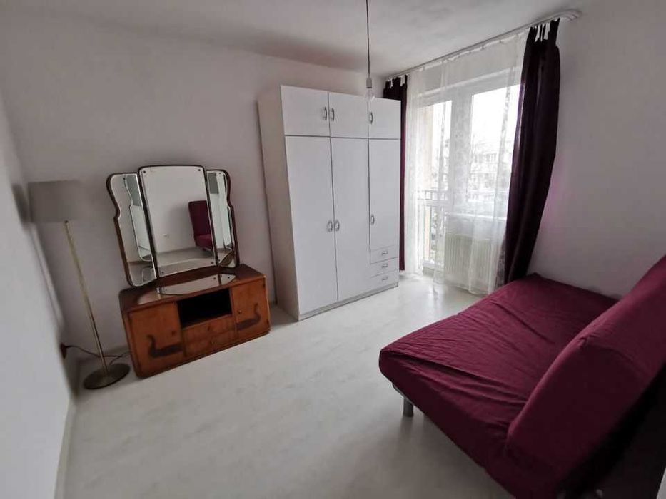 Room in a two-room flat near Plac Strzegomski for a female