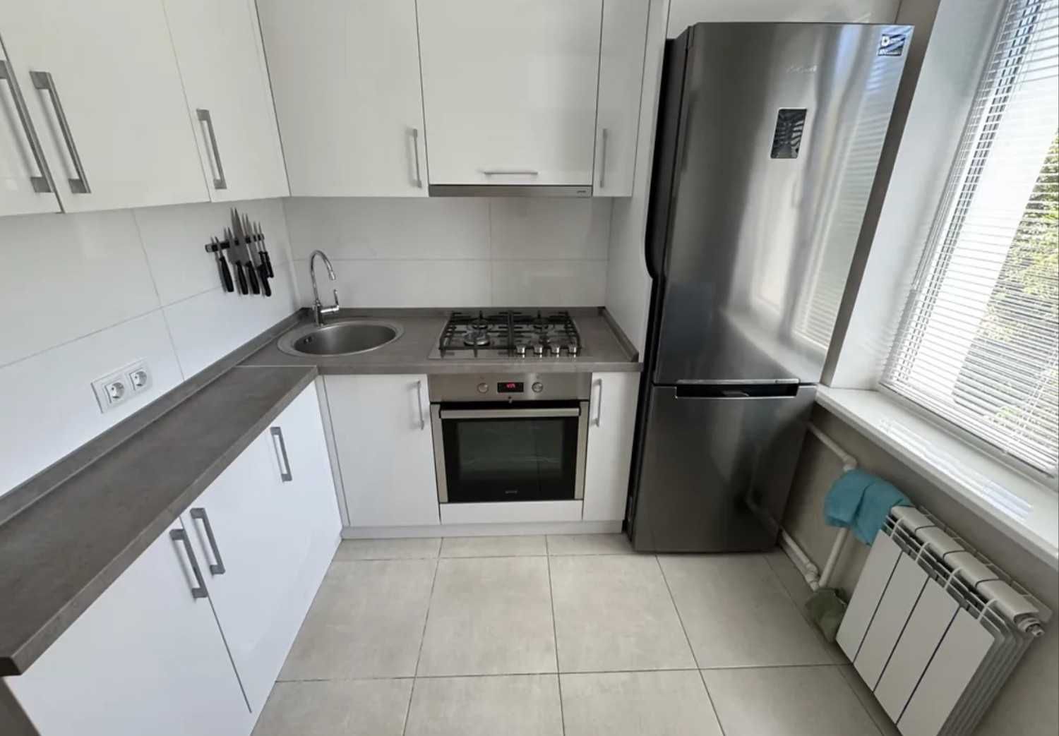 Продаж 2к квартири 45м² на вул. Кубанської України