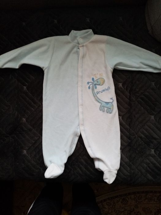 Чоловічок для немовлят новий.