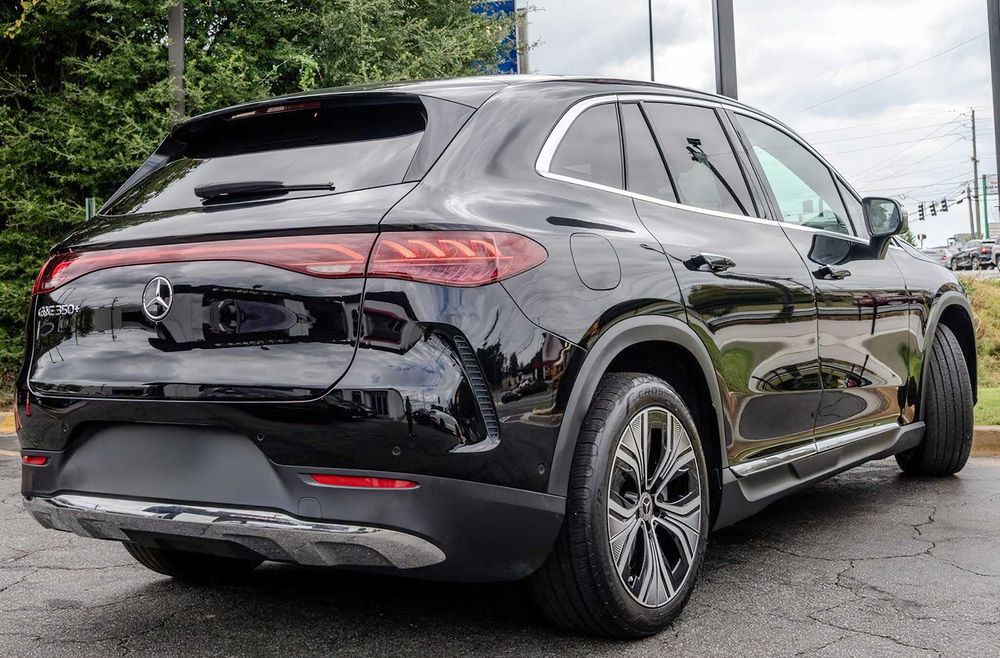 Mercedes-Benz EQE 350+      2023