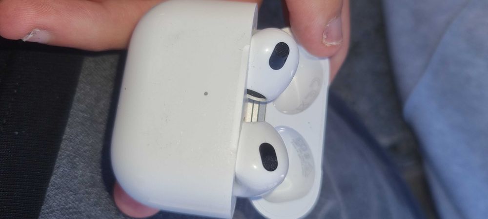 Airpods 3 usados com código de série praticamente novos