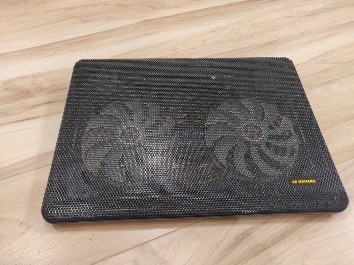 Підставка для ноутбука з охолодженням 2E GAMING CPG-001
LAPTOP COOLING