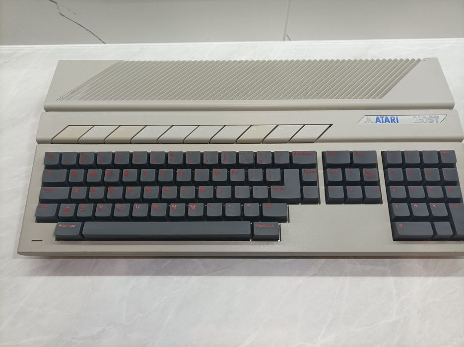 Przyciski, klawisze Atari ST, STE STFM Falcon.