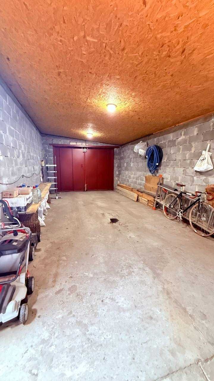 Продам семейный БОЛЬШОЙ ДОМ ! Гринченка Янтарная Левый берег!