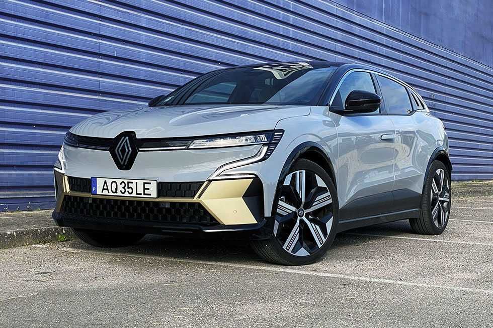 Tapetes originais Renault Megane Electrico e tech NOVOS 30€