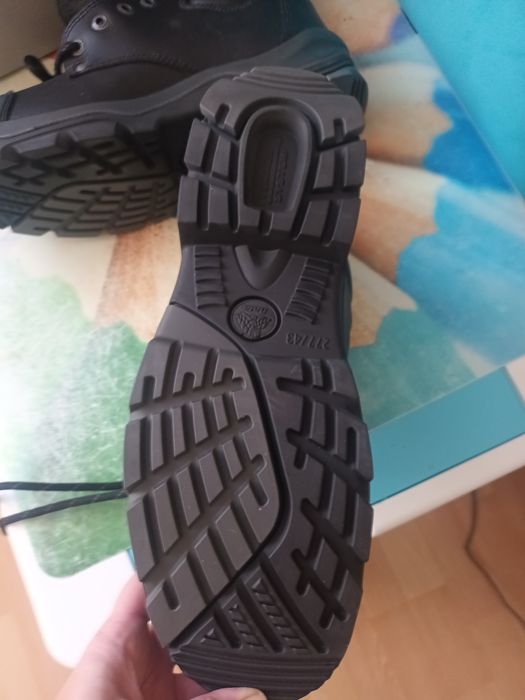 Buty robocze Bata 43