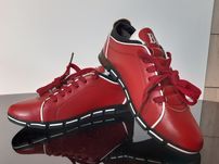Nowe buty sportowe 38