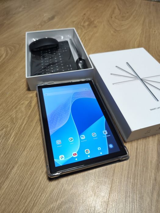 Новий планшет 8 core 4/64gb Android 14 з клавіатурою та мишкою