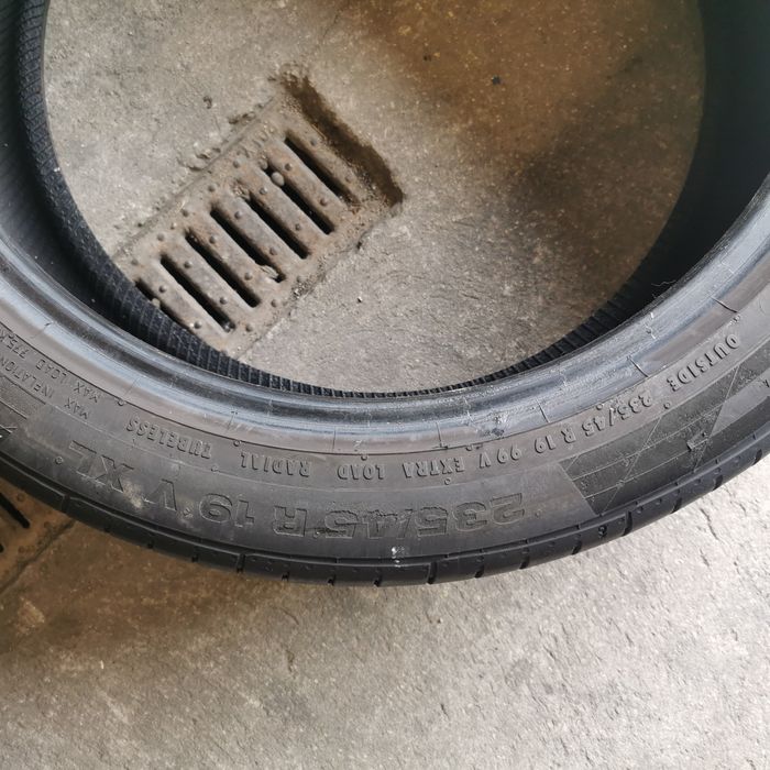 Komplet opon 235/45R19 99V XL Continental ContiSportContact5 2014  *8