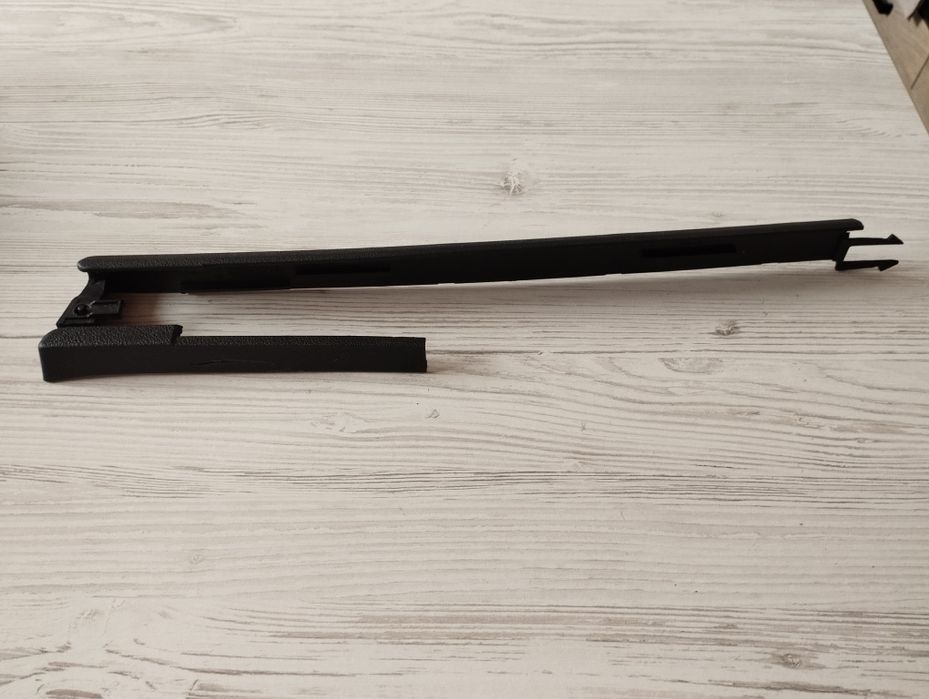 Накладка направляючої сидіння пластик сидіння Audi Q7 Touareg Cayenne